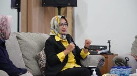 Airin Rachmi Diany menjadi pembicara dalam acara dialog sadar jaminanan Sosial Ketenagakerjaan yang diselenggarakan BPJS Ketenagakerjaan Kabupaten Tangerang 