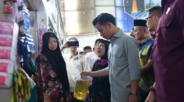 Tinjau Pasar Bauntung Tabalong, Wapres Dorong Pengembangan Ekonomi Kerakyatan Dan Rehabilitasi Pasar