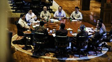 Pimpin Rapat Bersama DEN di Hambalang, Presiden Prabowo Bahas Strategi Ekonomi Nasional di Tengah Gejolak Global