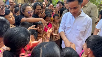 Usai Berikan Motivasi Anak-anak di Posko Bencana Banjar Tohpati, Wapres Singgah di SDN 3 Kesiman