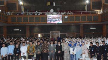 Pertama di PTKIN, Menteri Agama RI Apresiasi UIN Jakarta Wisuda 180 Mahasiswa Penghafal Al-Qur’an