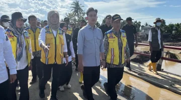 Pastikan Kelancaran Logistik, Wapres Tinjau Pengoperasian Jembatan Krueng Meureudu di Pidie Jaya