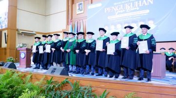 UIN Jakarta Catat Sejarah, Kukuhkan Guru Besar AI Pertama di Lingkungan PTKIN