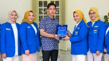 Terima Pengurus Harian KOPRI PB PMII, Wapres Dorong Pemberdayaan Perempuan dan Anak Muda