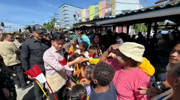 Tinjau Pasar Ikan Fandoi Biak, Wapres Tekankan Mutu Hasil Nelayan untuk Perluasan Pasar Ekspor